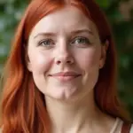 Anna studiert und arbeitet nebenher als Webcamgirl!